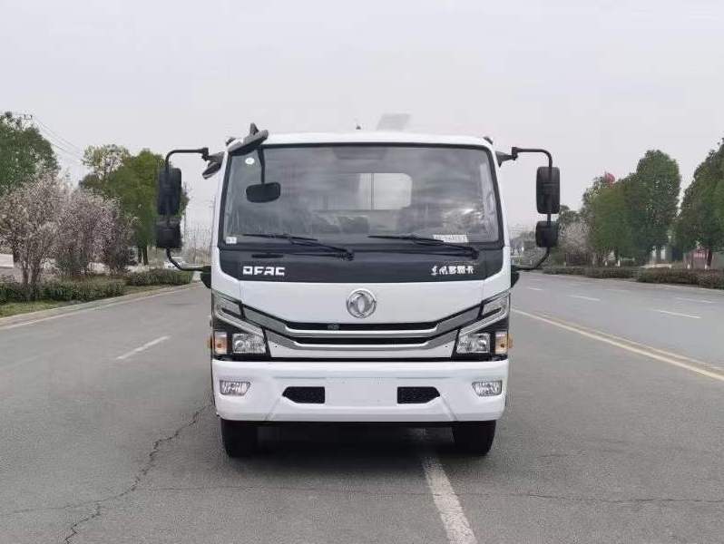 黄牌 东风D7沥青洒布车