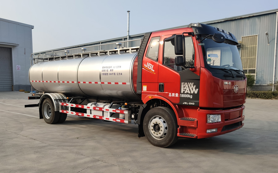 解放FAW鲜奶运输车