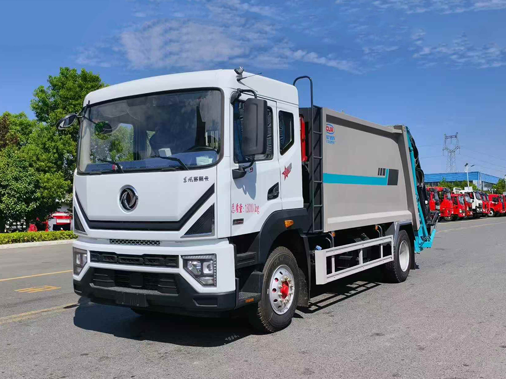 10-13方东风D9压缩垃圾车