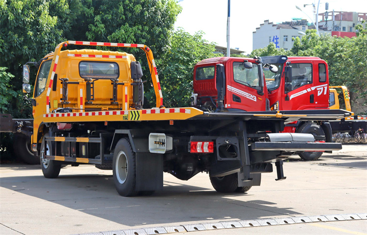 江淮骏铃V7一拖二清障车(图9)