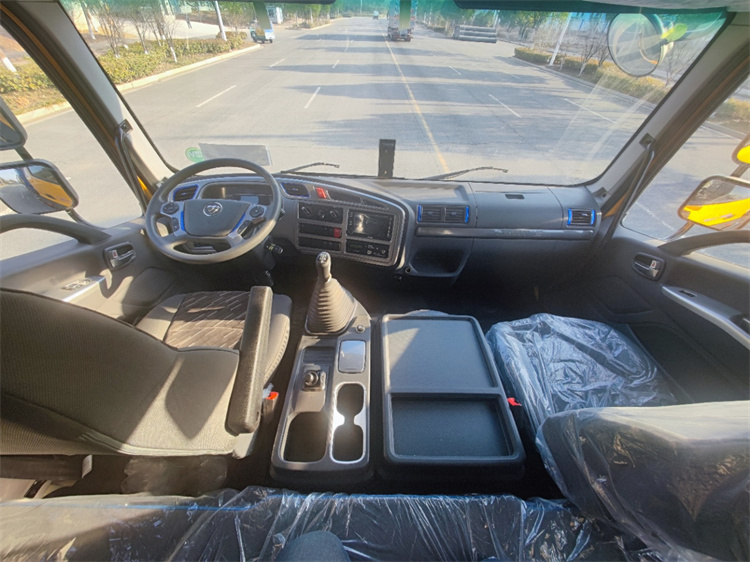 福田欧曼行星前四后八平板运输车(图10)