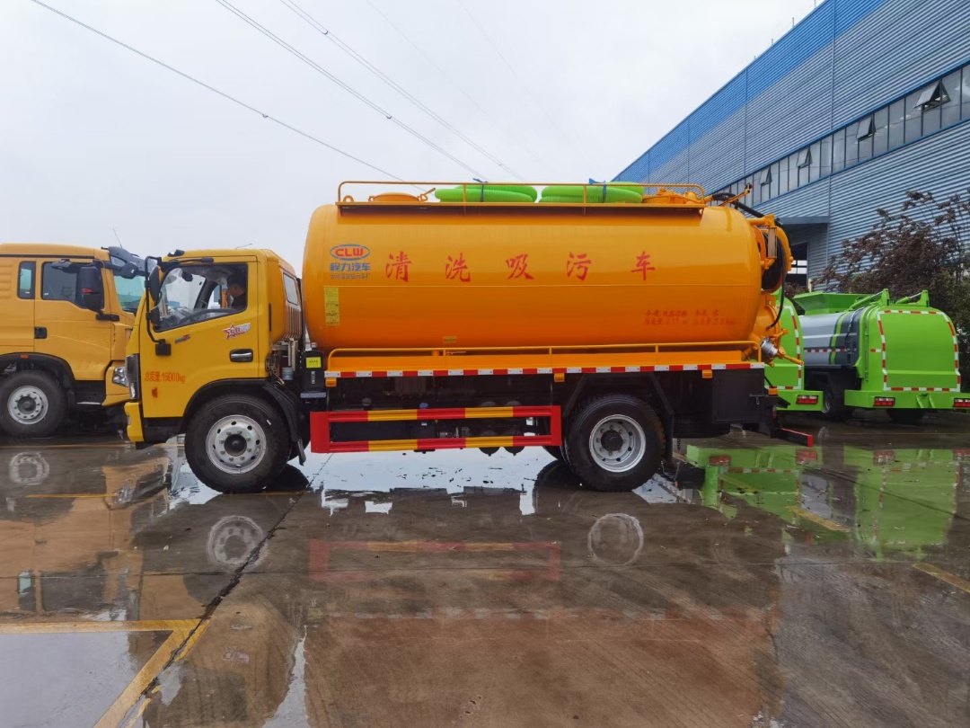 东风凯普特重载版13方清洗吸污车(图7)