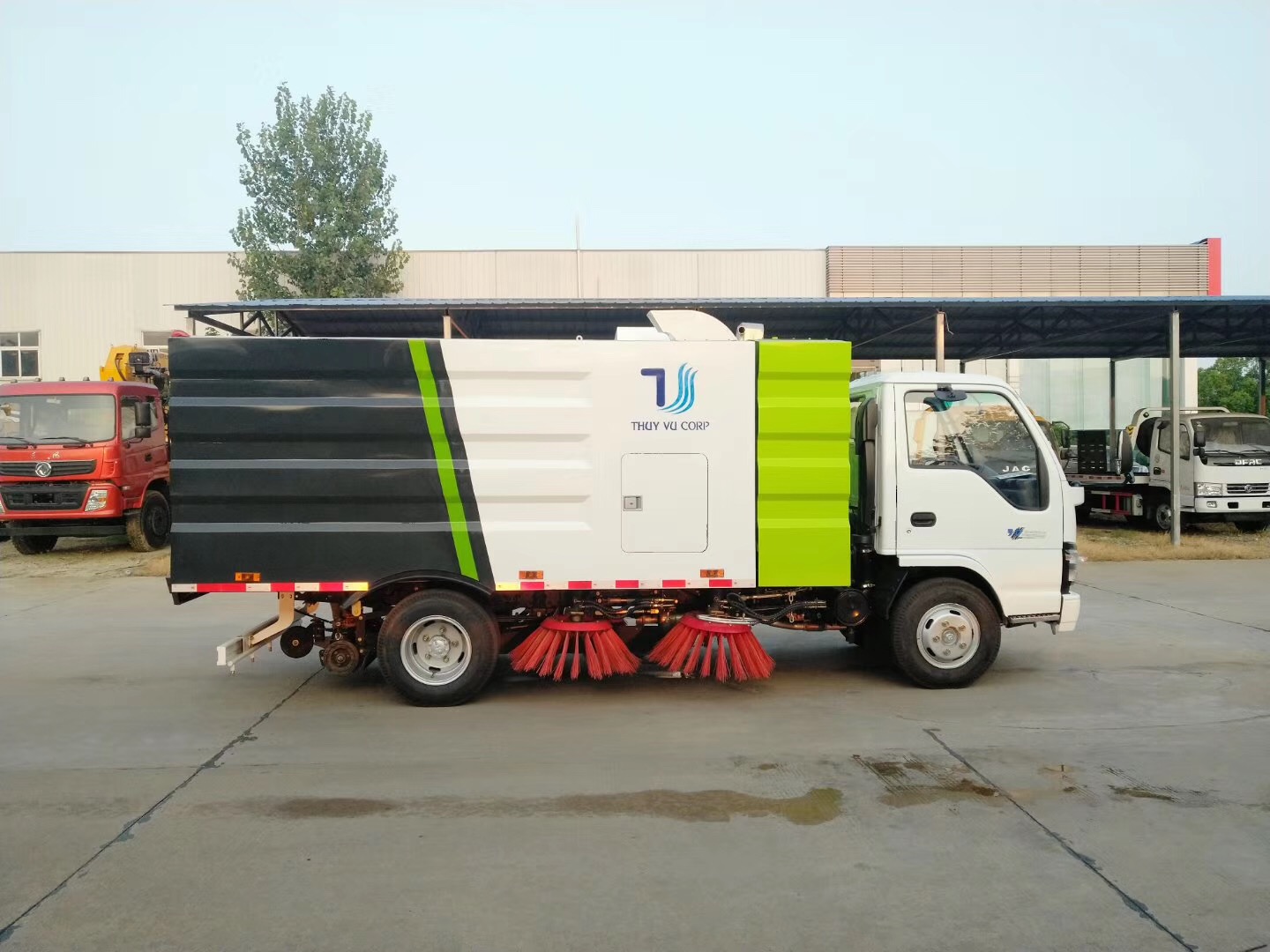 五十铃扫路车4方尘箱1.5立方水箱(图8)