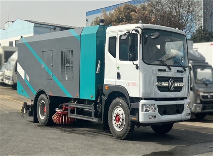 东风D9干湿两用吸尘车(图4)