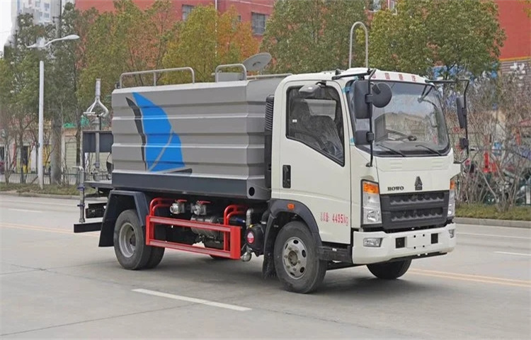 重汽豪沃7方抑尘车(图6)