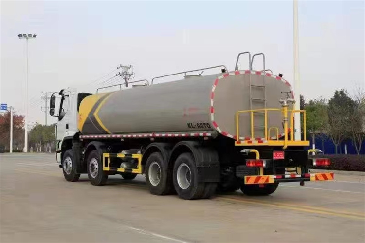 国六东风柳汽前四后八24方洒水车(图7)