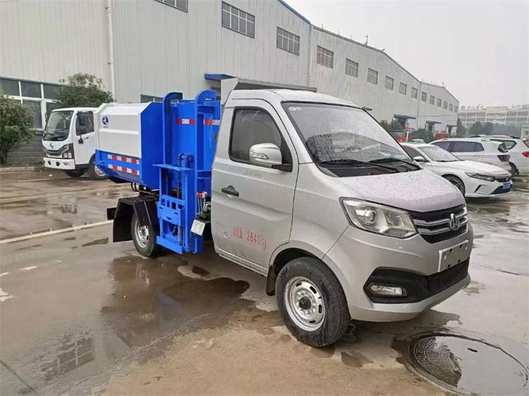 长安汽油挂桶垃圾车(图4)