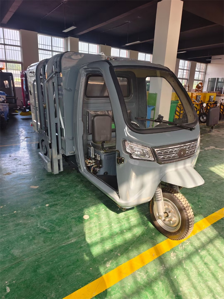 3方公告款侧挂桶垃圾清运车(图5)